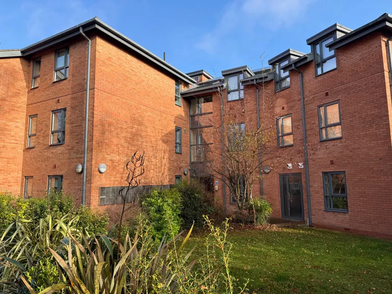 Longdales Lodge // Lincoln Bishop // 6 Bed all Ensuite - Image 15